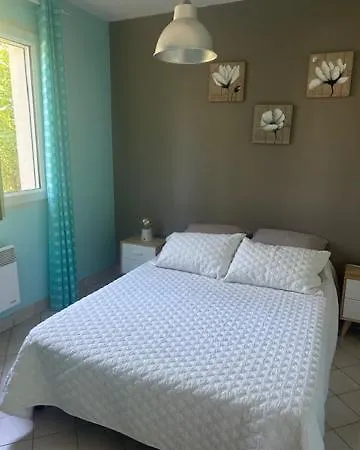 Au Petit Bonheur شقة